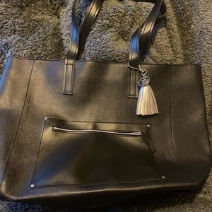 Cute black bag with tassel